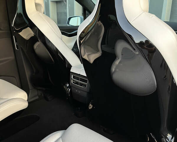 Тесла Модель Х, об'ємом двигуна 0 л та пробігом 139 тис. км за 51000 $, фото 36 на Automoto.ua