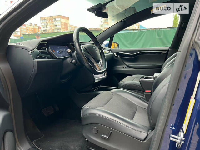 Тесла Модель Х, объемом двигателя 0 л и пробегом 271 тыс. км за 21999 $, фото 17 на Automoto.ua
