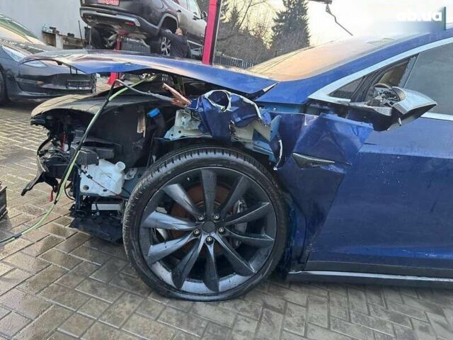 Тесла Модель Х, объемом двигателя 0 л и пробегом 172 тыс. км за 9200 $, фото 12 на Automoto.ua