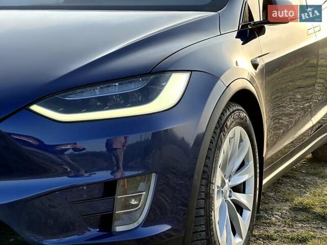 Тесла Модель Х, объемом двигателя 0 л и пробегом 217 тыс. км за 19999 $, фото 8 на Automoto.ua