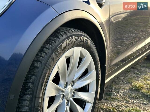 Тесла Модель Х, объемом двигателя 0 л и пробегом 217 тыс. км за 19999 $, фото 9 на Automoto.ua