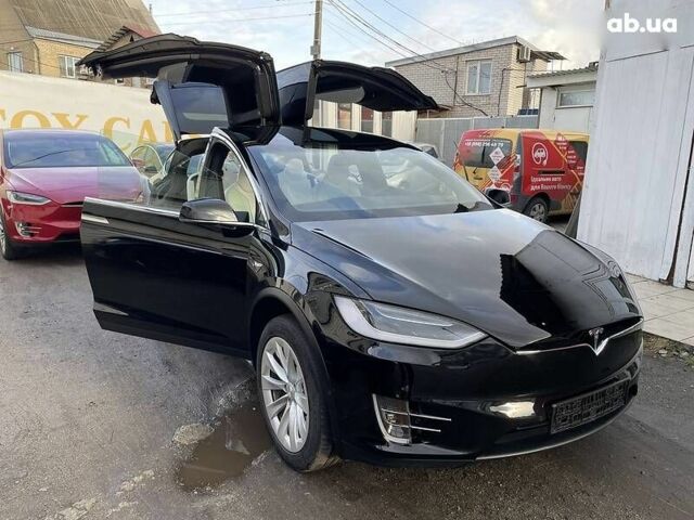 Тесла Модель Х, объемом двигателя 0 л и пробегом 111 тыс. км за 24999 $, фото 10 на Automoto.ua