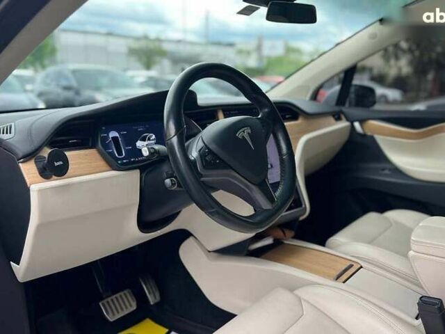 Тесла Модель Х, объемом двигателя 0 л и пробегом 135 тыс. км за 28900 $, фото 12 на Automoto.ua