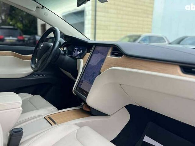 Тесла Модель Х, объемом двигателя 0 л и пробегом 135 тыс. км за 28900 $, фото 22 на Automoto.ua