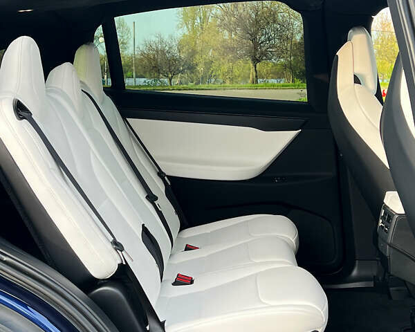Тесла Модель Х, объемом двигателя 0 л и пробегом 84 тыс. км за 30900 $, фото 16 на Automoto.ua