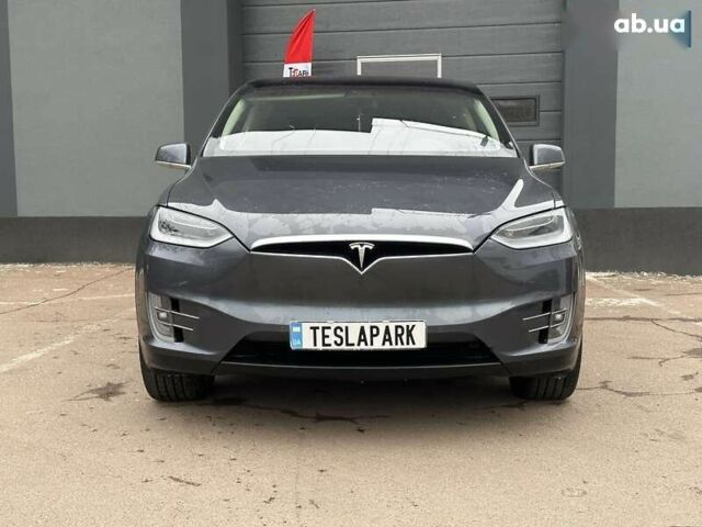 Тесла Модель Х, объемом двигателя 0 л и пробегом 122 тыс. км за 26999 $, фото 1 на Automoto.ua