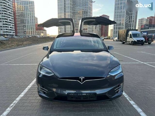 Тесла Модель Х, объемом двигателя 0 л и пробегом 170 тыс. км за 25500 $, фото 1 на Automoto.ua
