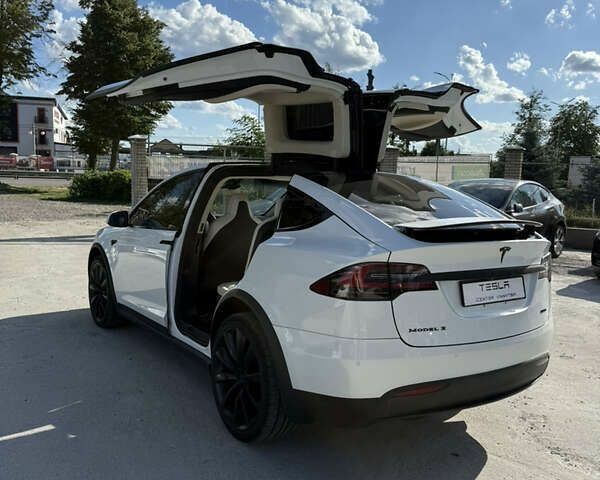 Тесла Модель Х, объемом двигателя 0 л и пробегом 107 тыс. км за 29200 $, фото 14 на Automoto.ua