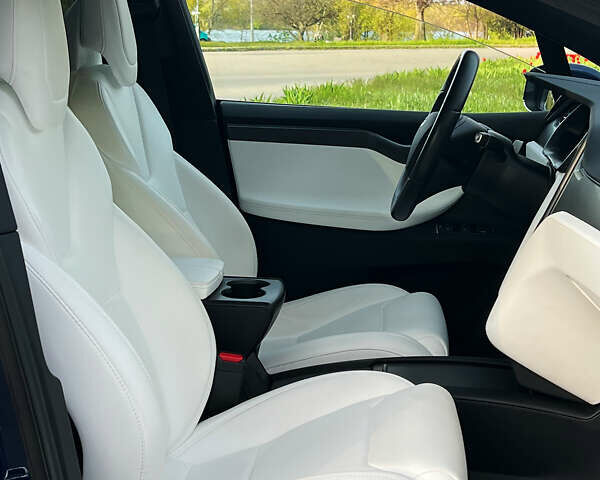 Тесла Модель Х, объемом двигателя 0 л и пробегом 84 тыс. км за 30900 $, фото 15 на Automoto.ua