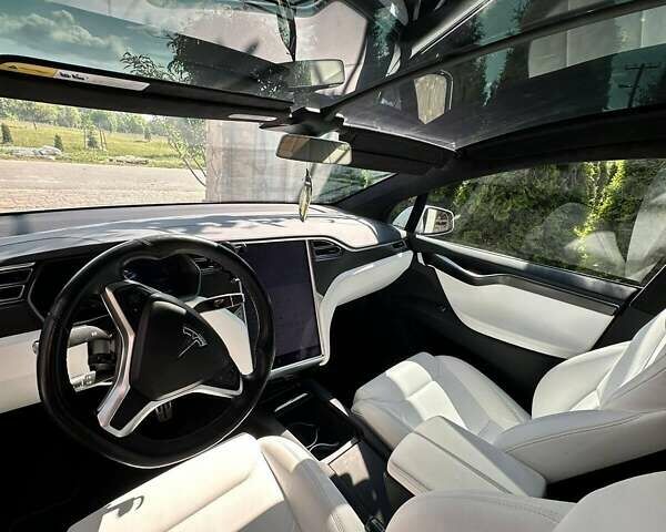 Тесла Модель Х, объемом двигателя 0 л и пробегом 101 тыс. км за 28900 $, фото 6 на Automoto.ua