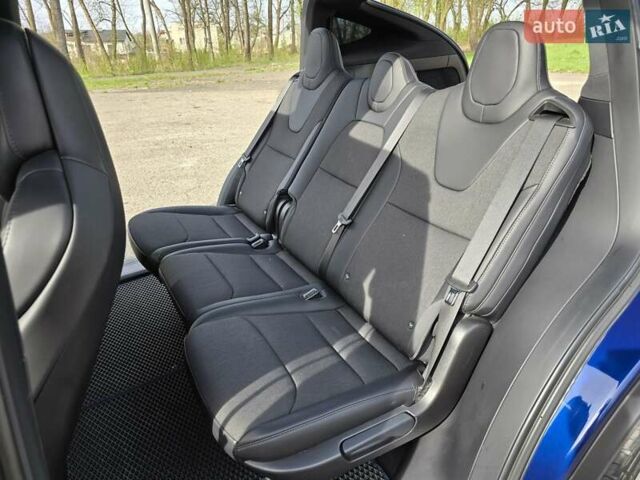 Тесла Модель Х, объемом двигателя 0 л и пробегом 217 тыс. км за 19999 $, фото 28 на Automoto.ua