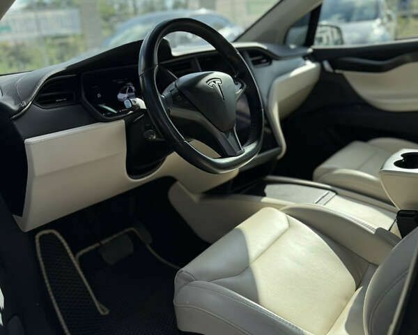 Тесла Модель Х, объемом двигателя 0 л и пробегом 107 тыс. км за 29200 $, фото 28 на Automoto.ua