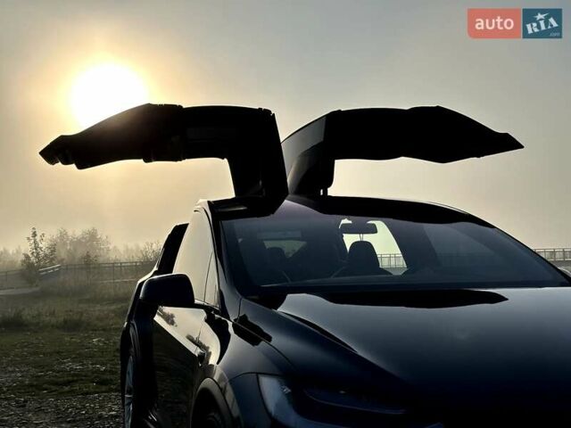 Тесла Модель Х, объемом двигателя 0 л и пробегом 217 тыс. км за 19999 $, фото 15 на Automoto.ua