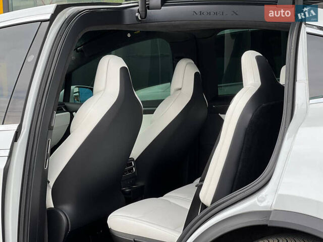 Тесла Модель Х, объемом двигателя 0 л и пробегом 106 тыс. км за 28700 $, фото 7 на Automoto.ua