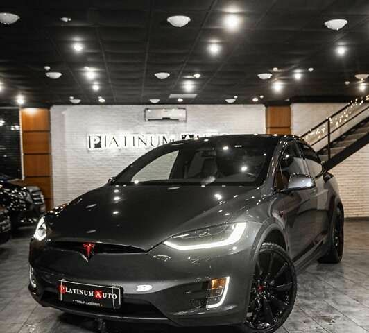 Тесла Модель Х, объемом двигателя 0 л и пробегом 45 тыс. км за 31500 $, фото 1 на Automoto.ua
