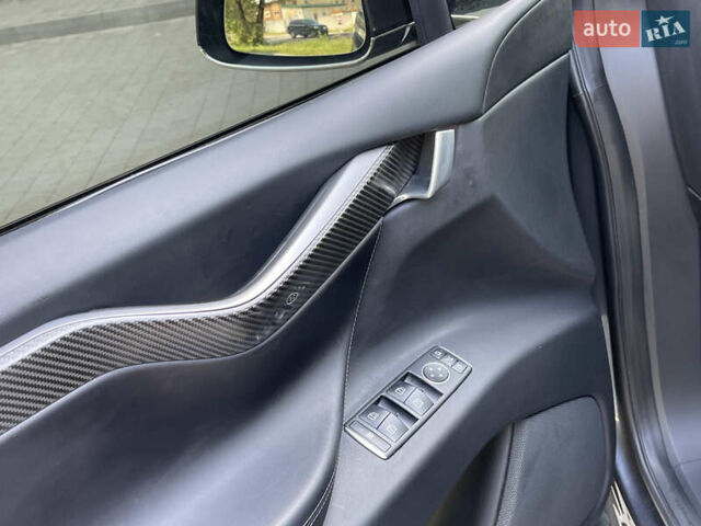 Тесла Модель Х, объемом двигателя 0 л и пробегом 236 тыс. км за 28000 $, фото 19 на Automoto.ua