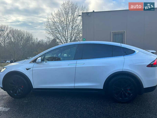 Тесла Модель Х, объемом двигателя 0 л и пробегом 49 тыс. км за 65000 $, фото 1 на Automoto.ua