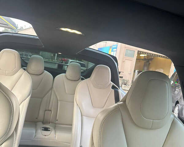 Тесла Модель Х, объемом двигателя 0 л и пробегом 49 тыс. км за 65000 $, фото 21 на Automoto.ua