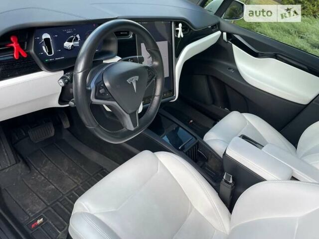 Тесла Модель Х, объемом двигателя 0 л и пробегом 75 тыс. км за 54000 $, фото 11 на Automoto.ua