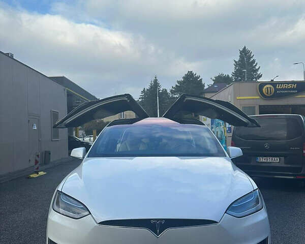 Тесла Модель Х, объемом двигателя 0 л и пробегом 49 тыс. км за 65000 $, фото 12 на Automoto.ua