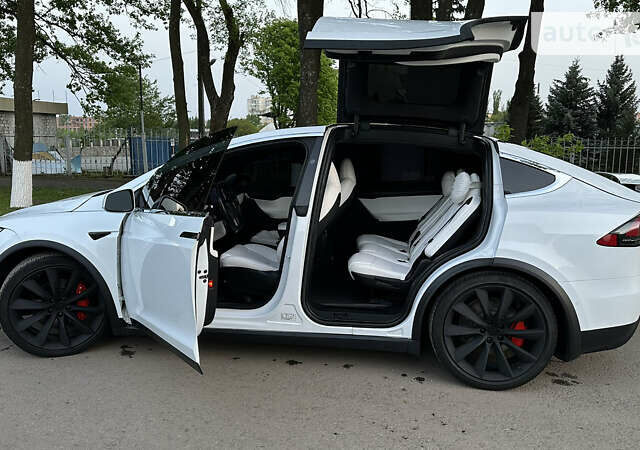 Тесла Модель Х, объемом двигателя 0 л и пробегом 73 тыс. км за 56000 $, фото 10 на Automoto.ua