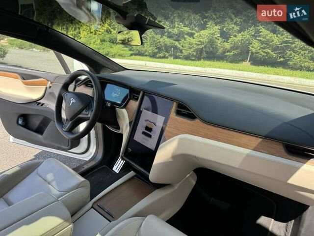 Тесла Модель Х, объемом двигателя 0 л и пробегом 61 тыс. км за 36998 $, фото 32 на Automoto.ua