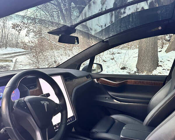 Тесла Модель Х, объемом двигателя 0 л и пробегом 70 тыс. км за 27500 $, фото 19 на Automoto.ua
