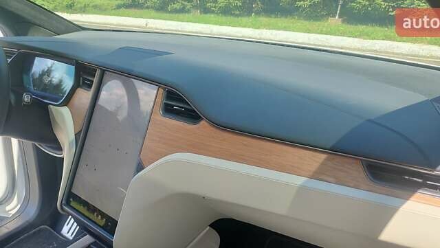 Тесла Модель Х, объемом двигателя 0 л и пробегом 61 тыс. км за 36998 $, фото 17 на Automoto.ua