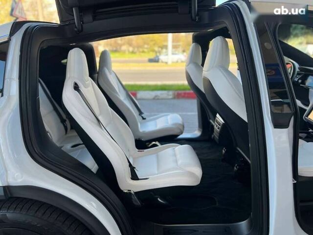 Тесла Модель Х, об'ємом двигуна 0 л та пробігом 113 тис. км за 33999 $, фото 21 на Automoto.ua