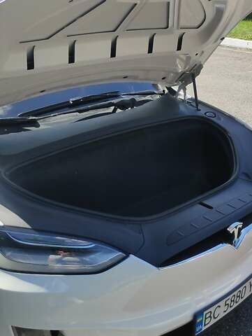Тесла Модель Х, объемом двигателя 0 л и пробегом 61 тыс. км за 36998 $, фото 28 на Automoto.ua