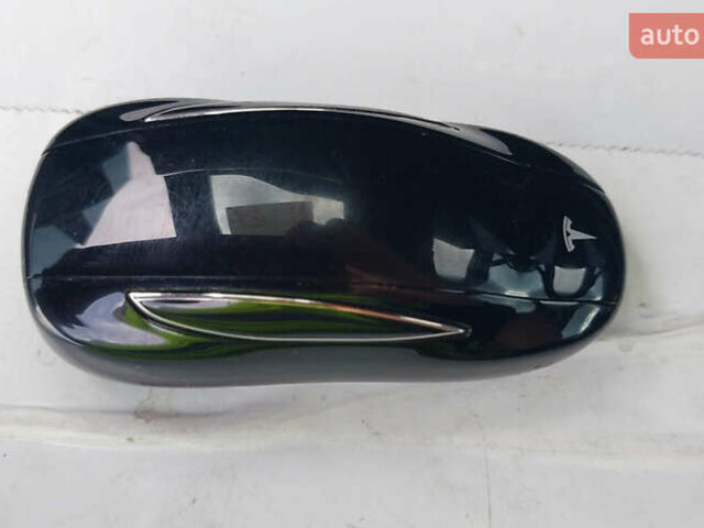 Тесла Модель Х, объемом двигателя 0 л и пробегом 122 тыс. км за 31900 $, фото 9 на Automoto.ua