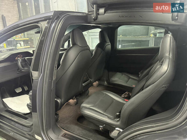 Тесла Модель Х, объемом двигателя 0 л и пробегом 45 тыс. км за 49999 $, фото 5 на Automoto.ua