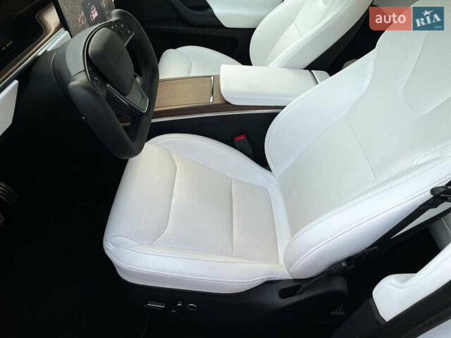 Тесла Модель Х, объемом двигателя 0 л и пробегом 27 тыс. км за 50000 $, фото 27 на Automoto.ua