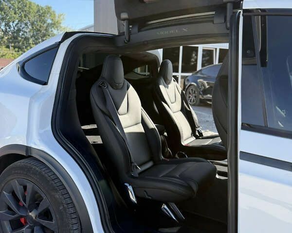 Тесла Модель Х, об'ємом двигуна 0 л та пробігом 77 тис. км за 49900 $, фото 22 на Automoto.ua