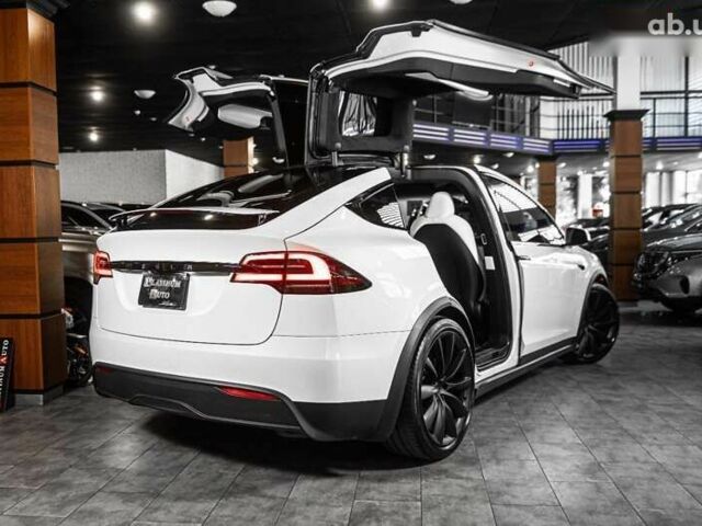 Тесла Модель Х, об'ємом двигуна 0 л та пробігом 25 тис. км за 64900 $, фото 9 на Automoto.ua