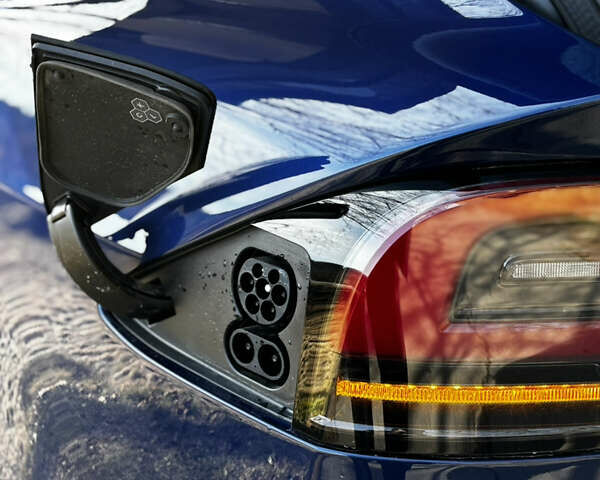 Тесла Модель Х, об'ємом двигуна 0 л та пробігом 21 тис. км за 49900 $, фото 32 на Automoto.ua