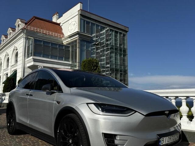 Серый Тесла Модель Х, объемом двигателя 0 л и пробегом 228 тыс. км за 18000 $, фото 4 на Automoto.ua