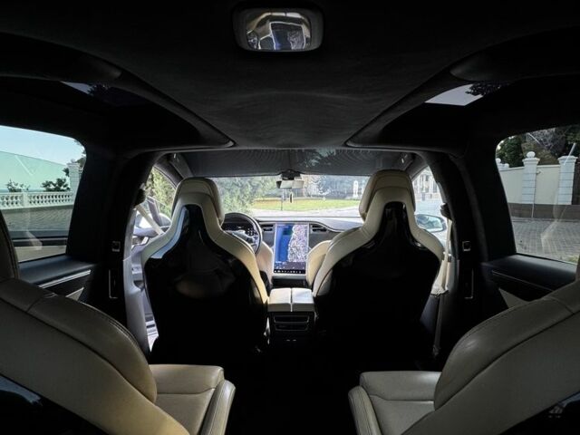 Серый Тесла Модель Х, объемом двигателя 0 л и пробегом 228 тыс. км за 18000 $, фото 16 на Automoto.ua