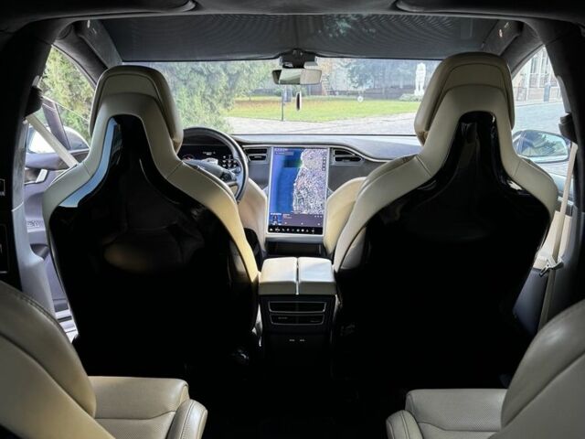 Серый Тесла Модель Х, объемом двигателя 0 л и пробегом 228 тыс. км за 18000 $, фото 17 на Automoto.ua