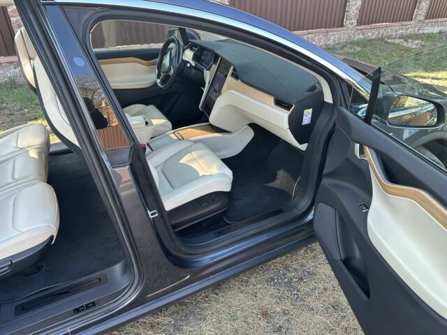 Сірий Тесла Модель Х, об'ємом двигуна 0 л та пробігом 187 тис. км за 26000 $, фото 7 на Automoto.ua