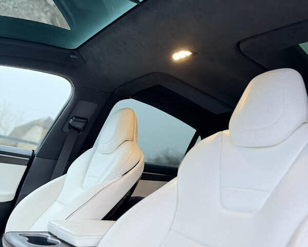 Сірий Тесла Модель Х, об'ємом двигуна 0 л та пробігом 112 тис. км за 21000 $, фото 15 на Automoto.ua