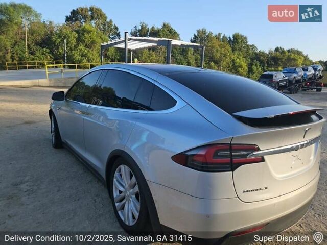 Серый Тесла Модель Х, объемом двигателя 0 л и пробегом 90 тыс. км за 18300 $, фото 1 на Automoto.ua
