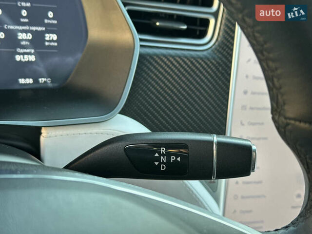 Серый Тесла Модель Х, объемом двигателя 0 л и пробегом 75 тыс. км за 25500 $, фото 74 на Automoto.ua