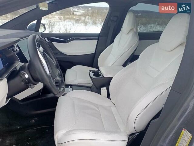 Сірий Тесла Модель Х, об'ємом двигуна 0 л та пробігом 217 тис. км за 25500 $, фото 14 на Automoto.ua