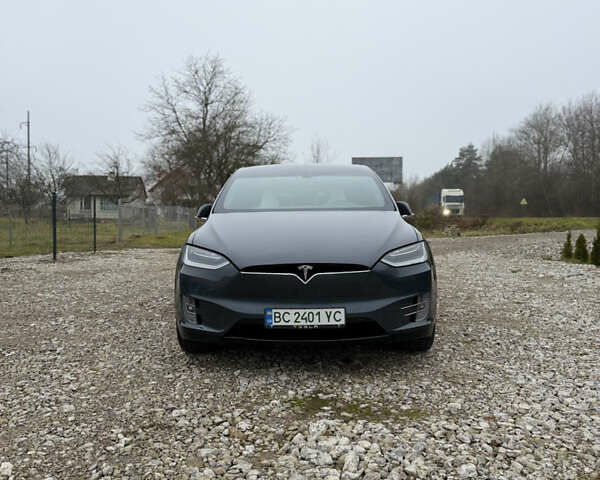 Сірий Тесла Модель Х, об'ємом двигуна 0 л та пробігом 112 тис. км за 21000 $, фото 1 на Automoto.ua