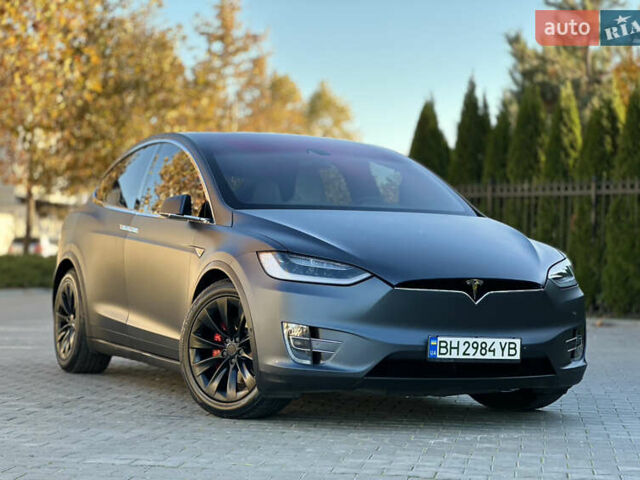 Серый Тесла Модель Х, объемом двигателя 0 л и пробегом 75 тыс. км за 25500 $, фото 13 на Automoto.ua
