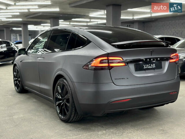 Серый Тесла Модель Х, объемом двигателя 0 л и пробегом 229 тыс. км за 24500 $, фото 4 на Automoto.ua