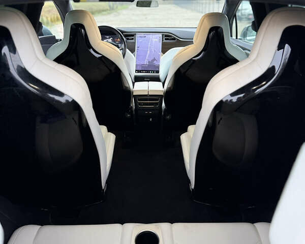 Сірий Тесла Модель Х, об'ємом двигуна 0 л та пробігом 112 тис. км за 21000 $, фото 22 на Automoto.ua