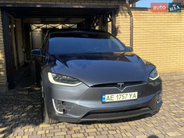 Сірий Тесла Модель Х, об'ємом двигуна 0 л та пробігом 196 тис. км за 18500 $, фото 3 на Automoto.ua