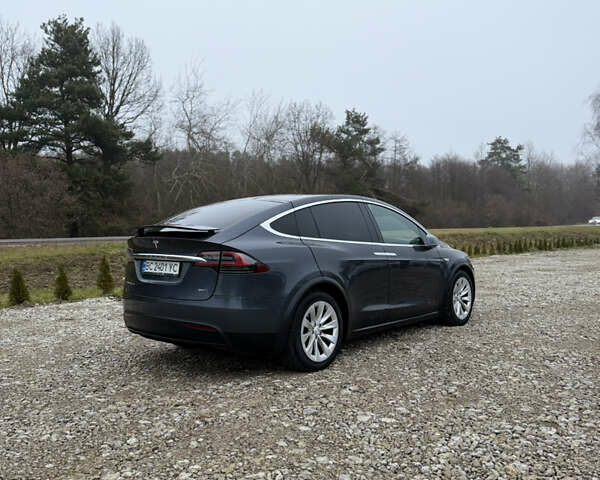 Сірий Тесла Модель Х, об'ємом двигуна 0 л та пробігом 112 тис. км за 21000 $, фото 3 на Automoto.ua